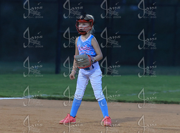 Lady Legends vs. AR Legends 8U 9-21-26_JWM_0155