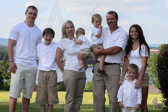 Hughes Family 7-27-13 (© Justin Manning) JWM0022