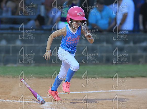 Lady Legends vs. AR Legends 8U 9-21-26_JWM_0110