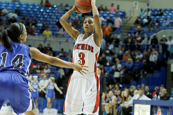 7A Girls State Finals-Fort Smith Northside vs. Conway 3-13-2014 (© Justin Manning) JWM_0153