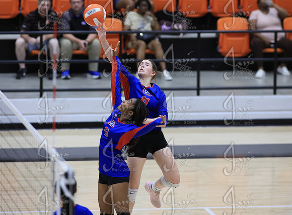 Arkadelphia @ Malvern 9th grade 9-22-26_JWM_0332