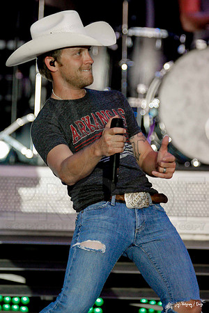 Justin Moore Concert 8-4-12(Justin Manning)097