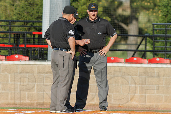 ULM @ Arkansas State baseball 4-19-2014 (© Justin Manning) JWM_0031