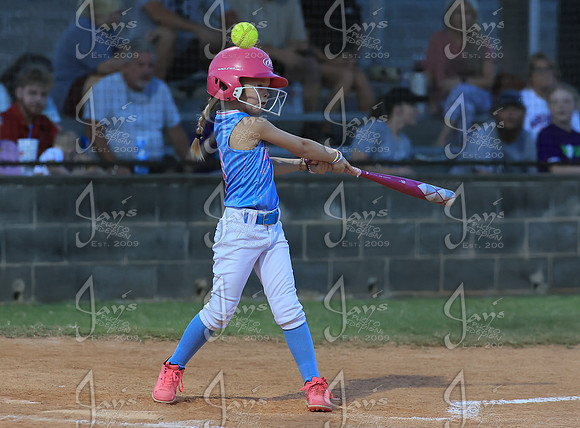 Lady Legends vs. AR Legends 8U 9-21-26_JWM_0102