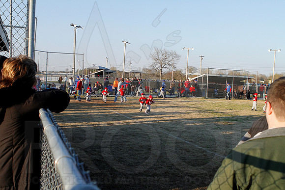T-ball Angel's & Rangers 3-26-13 (© Justin Manning) JWM0103