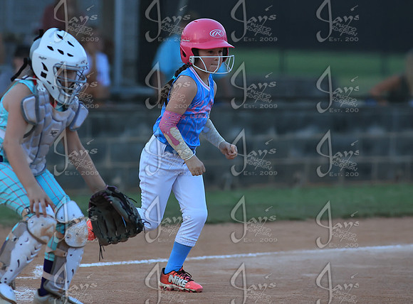 Lady Legends vs. AR Legends 8U 9-21-26_JWM_0037