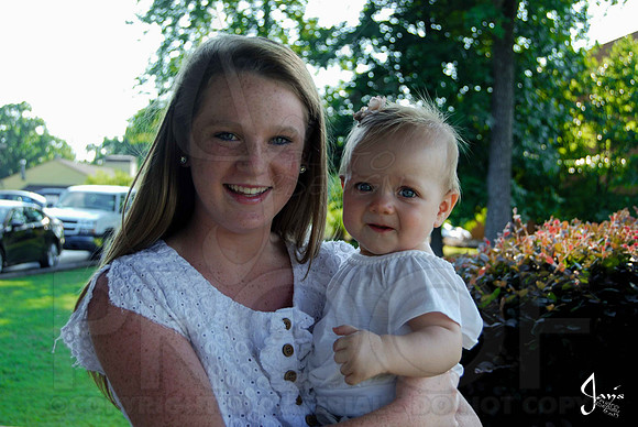 Hughes Family 7-27-13 (© Justin Manning) JWM0156