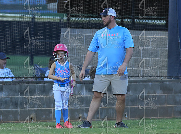 Lady Legends vs. AR Legends 8U 9-21-26_JWM_0075