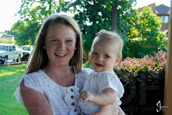 Hughes Family 7-27-13 (© Justin Manning) JWM0155