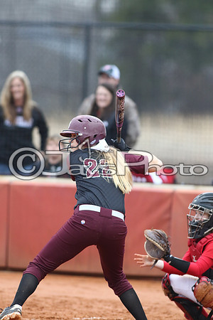 Vilonia @ Benton softball 3-3-2015 (©Justin Manning) JWM_031