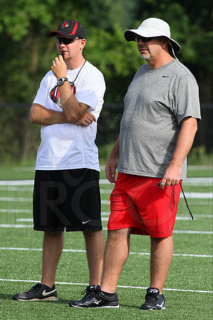 Harmony Grove football practice 2 adays 8-6-13 (© Justin Manning) JWM0053