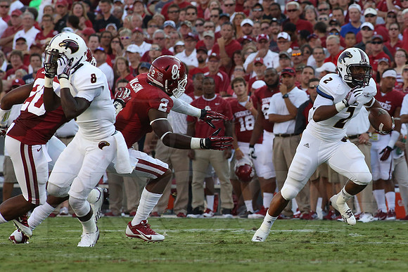 ULM @ OU 8-31-13 (© Justin Manning) JWM0306
