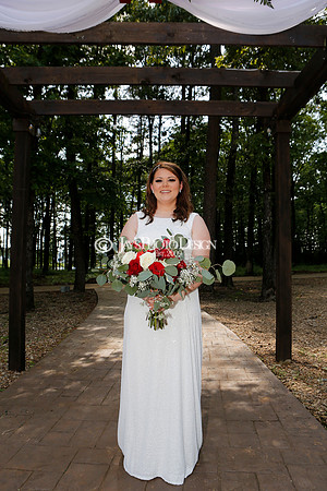 Adelia & Kyle Robinson 5-13-23_JWM_0304