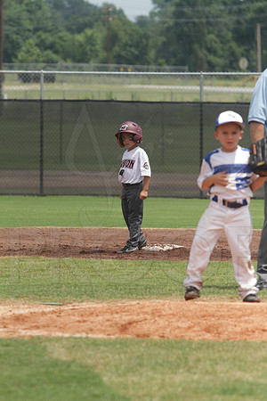 Benton vs. Sylvan Hills 5-6 year old All Stars 7-11-2014 (©Justin Manning) JWM_104