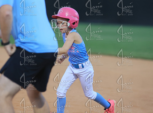 Lady Legends vs. AR Legends 8U 9-21-26_JWM_0123