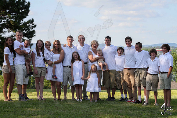 Hughes Family 7-27-13 (© Justin Manning) JWM0045