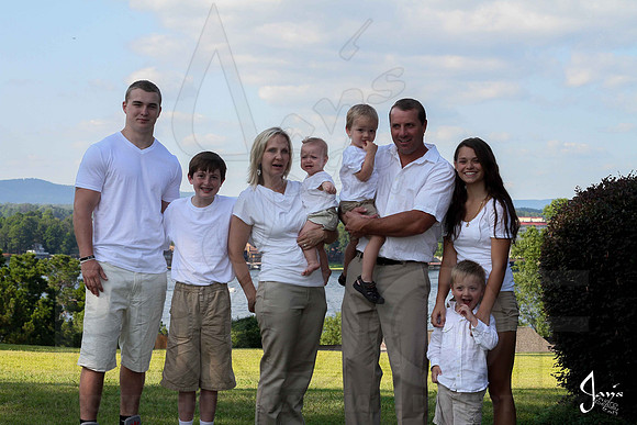 Hughes Family 7-27-13 (© Justin Manning) JWM0024