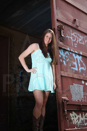 Collin & Makayla Senior pics 4-14-13 (© Justin Manning) JWM0263