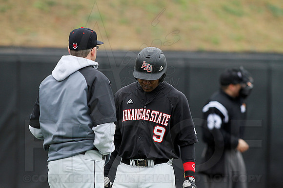ASU @ UALR baseball 3-17-13 (© Justin Manning) JWM0191