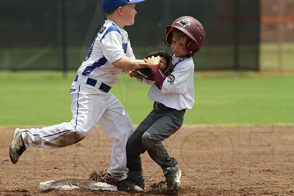 Benton vs. Sylvan Hills 5-6 year old All Stars 7-11-2014 (©Justin Manning) JWM_216
