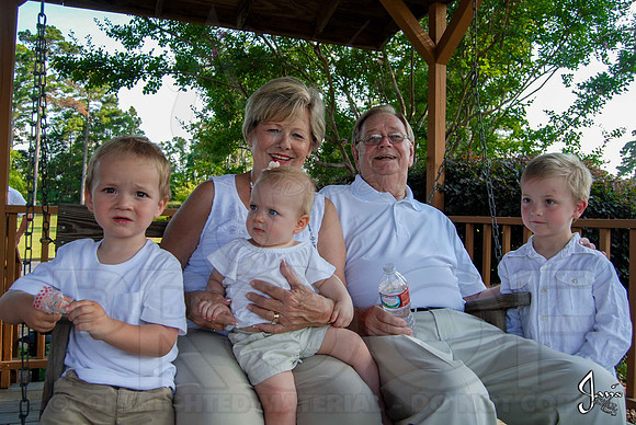 Hughes Family 7-27-13 (© Justin Manning) JWM0139