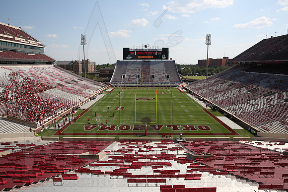 ULM @ OU 8-31-13 (© Justin Manning) JWM0037