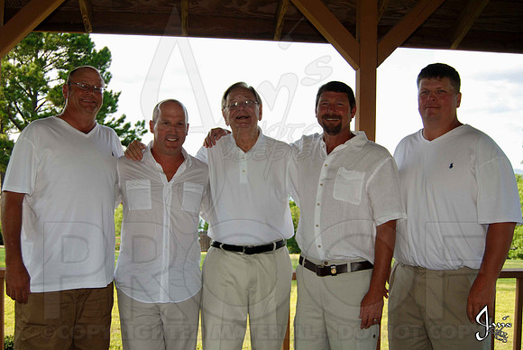 Hughes Family 7-27-13 (© Justin Manning) JWM0147