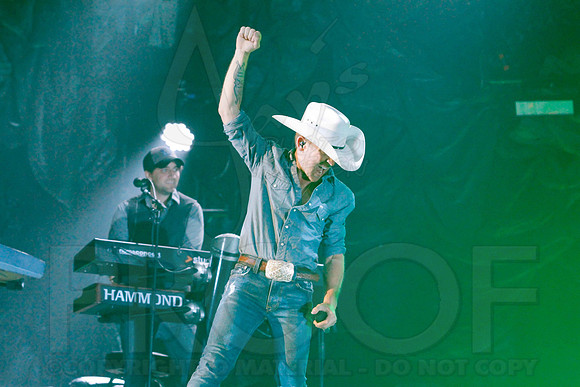 Justin Moore Concert 4-25-2014 (© Justin Manning) JWM_0458