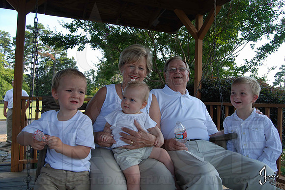 Hughes Family 7-27-13 (© Justin Manning) JWM0141