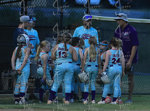 Lady Legends vs. AR Legends 8U 9-21-26_JWM_0152