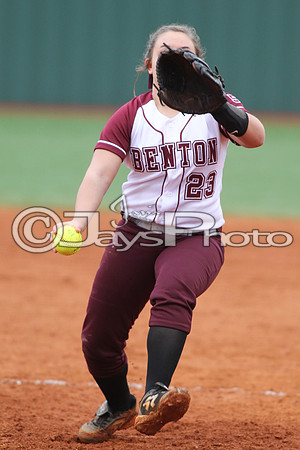 Cabot @ Benton Softball 3-10-2015 (©Justin Manning) JWM_0356