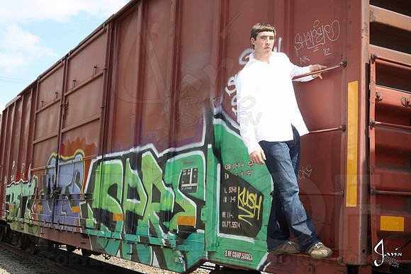 Collin & Makayla Senior pics 4-14-13 (© Justin Manning) JWM0234