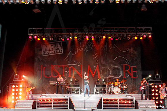 Justin Moore Concert 8-4-12(Justin Manning)072