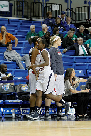 Florida Atlantic vs. UL-Monroe Women's JWM0092 (©Justin Manning)
