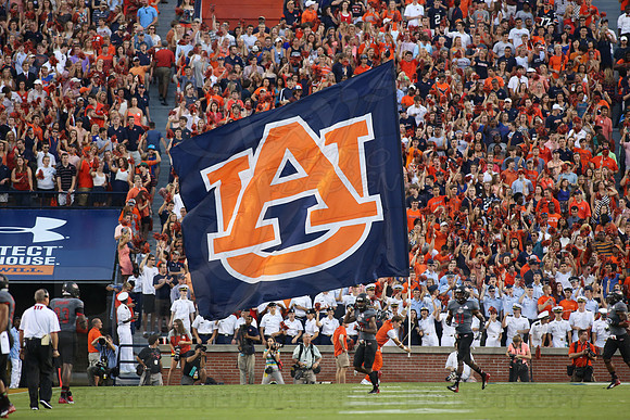ASU @ Auburn 9-7-13 (© Justin Manning) JWM0252