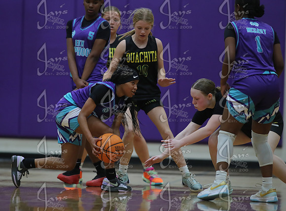 Evolution vs. EXT Typhoon (AAU High School Girls Basketball) 4-26-25_JWM_0779