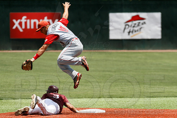 UALR vs. ULL Baseball 4-29-12 (Justin Manning)039