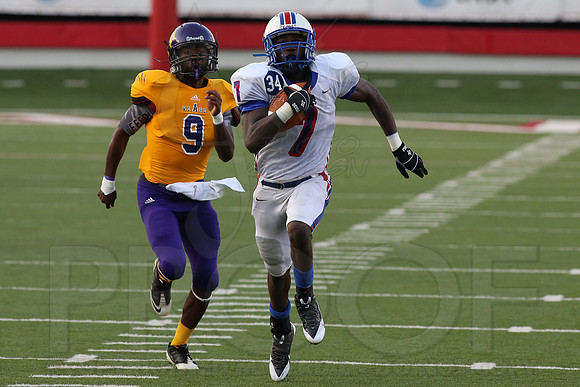 Ashdown vs West Memphis 9-2-13 (© Justin Manning) JWM0092