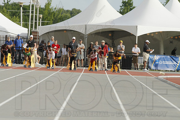 NCAA West Track and Field Preliminaries 5-30-2014 (© Justin Manning) JWM_0178