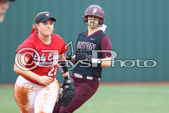 Vilonia @ Benton softball 3-3-2015 (©Justin Manning) JWM_038