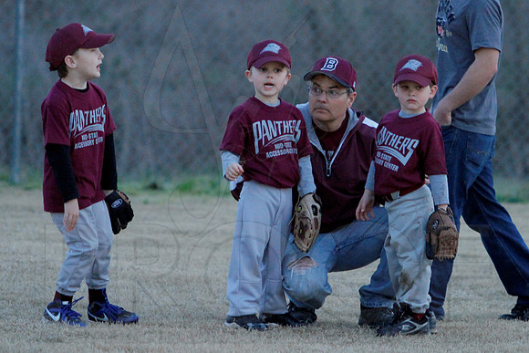 T-ball Angels vs Panthers 3-28-13 (© Justin Manning) JWM0096
