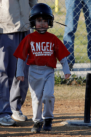 T-ball Angel's & Rangers 3-26-13 (© Justin Manning) JWM0046