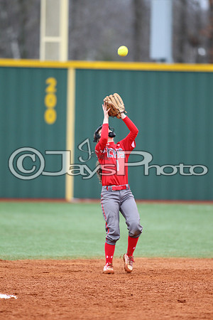 Cabot @ Benton Softball 3-10-2015 (©Justin Manning) JWM_0344