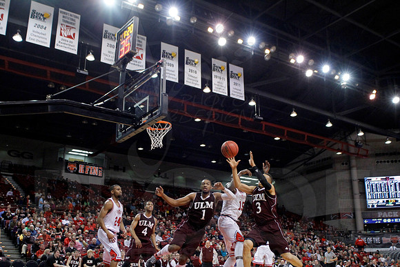 ULM @ ASU 1-19-13 (Justin Manning)0142