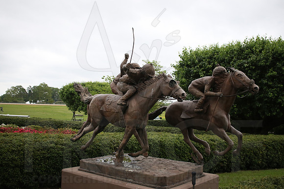 1270JWM_160416_arkansasderby_1270