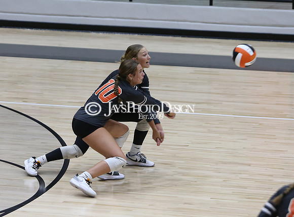 Bauxite @ Malvern 9th grade 8-27-24_JWM_0122