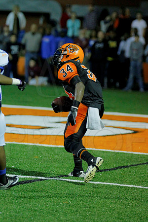Arkadelphia @ Malvern 11-2-12 (Justin Manning)0159