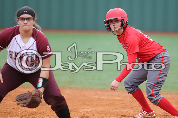 Cabot @ Benton Softball 3-10-2015 (©Justin Manning) JWM_0387