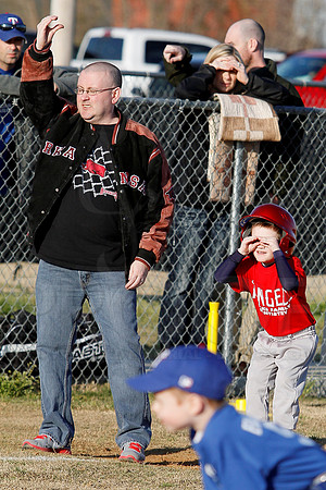 T-ball Angel's & Rangers 3-26-13 (© Justin Manning) JWM0034