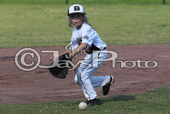 Benton vs. Beebe 6 year old All-Stars 6-28-2015 (©Justin Manning) JWM_0148